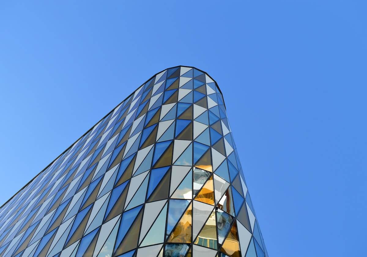 九游娱乐平台-澳门真人百家乐：在灯光与海风之间的奢华对局