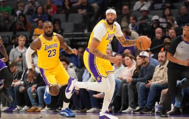 九游娱乐-缝缝补补又一年?湖人或在交易截止日前按兵不动