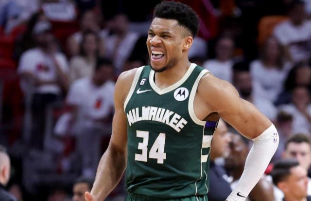 九游娱乐官网-字母哥拒绝利拉德式忠诚 未做好提前续约的准备